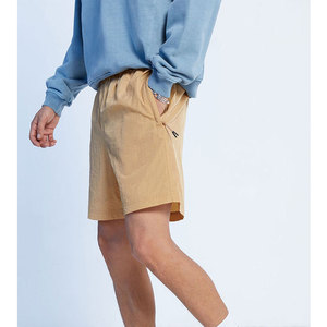 Shorts de survêtement pour hommes en coton uni à taille haute avec cordon de serrage et poches, décontractés, amples, pour le sport, la course, la gym et le fitness, vente en gros - Product Image 6