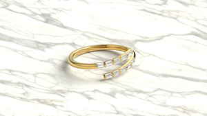 Bague de luxe en or 18 carats avec diamants baguette, ajustable, style enveloppant, sertie en canal, bande éternité, bijoux fins pour femme - Product Image 3