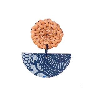 Pendientes de Ratán Tejido Ecológicos de Primera Calidad, Ligeros, Sostenibles, con Forma de Gota de Agua, Venta al Por Mayor - Product Image 1