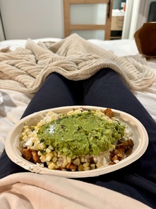 Bol à burrito écologique pour livraison de repas, compatible micro-ondes, 26 oz, avec couvercle transparent, pour la restauration et les chaînes de distribution - Product Image 1