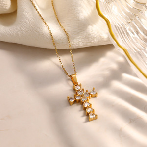 Collar con Colgante de Cruz de Acero Inoxidable Chapado en Oro de 18K con Incrustaciones de Circonio, Joyería Cristiana Vintage, Regalo para Mujer - Product Image 5