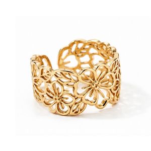 Bague à motif floral avec bande ouverte réglable en or 18 carats PVD pour femmes, accessoires de mode quotidiens - Product Image 1