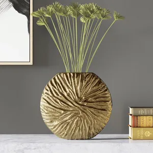 Jarrón de Mesa Moderno de Bronce, Hecho a Mano, con Patrón de Hojas, Decorativo, para Flores, para Diseño de Interiores del Hogar - Product Image 1
