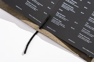 Porta Menús Plegable de Cuero Genuino de Lujo, Duradero y Casual para Restaurante, Cafetería, Bar, Modelo LMC-0177 - Product Image 4