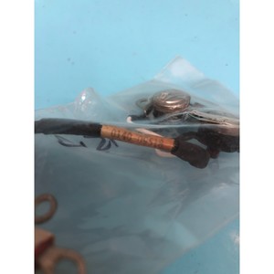 AMAT 0021-06923 แคลมป์, ฐาน, สายแก๊สแบบยืดหยุ่น DZ IHZ - อุปกรณ์และอะไหล่เซมิคอนดักเตอร์ระดับโลกที่เชื่อถือได้ - Product Image 3