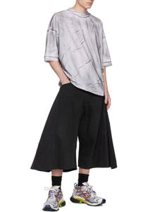 เสื้อยืดคอกลมโอเวอร์ไซส์แบบสั่งทำพิเศษสำหรับผู้ชาย น้ำหนัก 230 กรัม ผ้าฝ้าย 100% ซักย้อมแบบแอซิดวอช ตัดเย็บชายเสื้อยาวพิเศษ ย้อมสีด้านข้าง - Product Image 2