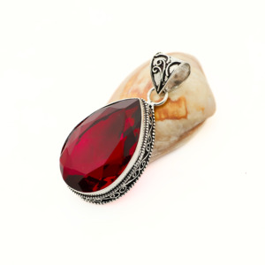 Pendentif en forme de goutte d'eau en quartz rubis – Bijou fantaisie en argent – Cadeau pour elle - Product Image 2