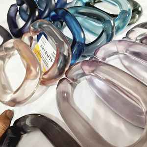 Chaîne décorative en résine de qualité supérieure, design luxueux et coloré, disponible dans toutes les tailles et couleurs. - Product Image 6