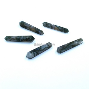 Torre de Cristal Natural al por Mayor, Punta Doble Terminada de Jaspe Rojo Hecha a Mano para Regalo de Sanación - Product Image 3