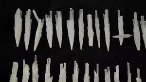Points naturels de Scololite, cristal d'apophyllite - Product Image 2
