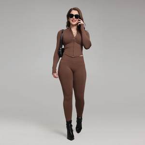 Ensemble 2 pièces respirant en Spandex/Polyester à motif uni avec logo personnalisé pour femmes, Leggings de sport, Vêtements d'entraînement, Vêtements de yoga OEM, Vente en gros - Product Image 3