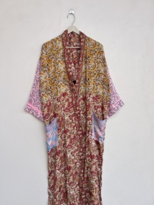 ชุดกิโมโนผ้าไหมปะติดปะต่อแบบยาว ทำมือ สำหรับงานเทศกาล - Product Image 3
