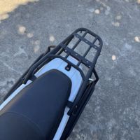 Porte-bagages arrière pour scooter électrique VinFast Motio |   Acier Noir Mat Durable |   M-Biker