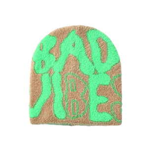 Bonnet d'hiver en maille jacquard de créateur avec strass, doublure en satin de mohair, style pêcheur, coupe souple, personnalisable avec logo sur mesure - Product Image 2