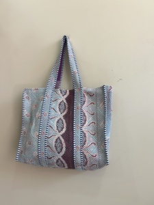 Sacs à main vintage Kantha pour femmes, réversibles, en coton matelassé, multicolores, sacs à bandoulière - Product Image 2