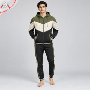 Conjunto Deportivo para Hombre de Última Moda, Diseñado con Tela de Calidad, Ofrece un Ajuste Cómodo, Diseño de Manga Larga - Product Image 1