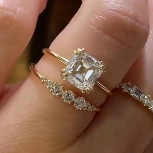 Anillo de compromiso de moissanita con corte Asscher, anillo de oro macizo de 18K con dos alianzas laterales, anillo de boda con corte marquesa, conjuntos nupciales únicos - Product Image 3