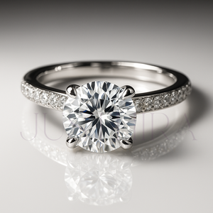 แหวนเพชรโมอิสซาไนต์ทรงกลมเจียระไนอย่างประณีตสำหรับผู้หญิง มีตัวเลือกสีเงิน ทอง และโรสโกลด์ จัดส่งฟรี เครื่องประดับอันหรูหรา - Product Image 1