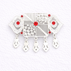 MOLL JEWELLERS Mini-animaux en alliage plaqué or vintage, faits à la main, écologiques, étanches, élégants, à la mode, avec perles scintillantes et pompon - Product Image 4