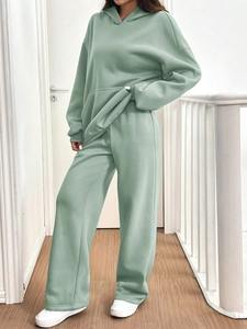 Nueva Colección 2026, Conjunto Deportivo de Invierno, Top Corto y Pantalones Anchos con Logo Personalizado, Conjunto de Dos Piezas para Mujer, Sudadera y Pantalones Deportivos - Product Image 3