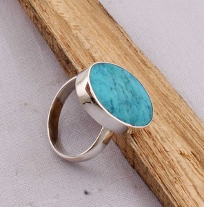 Handcrafted 925 Sterling Silver Oval <b>Turquoise</b> <b>Ring</b> Minimalist Smooth Bezel Gemstone Statement <b>Ring</b> Boho Style Party Classic OEM - Product Image 6