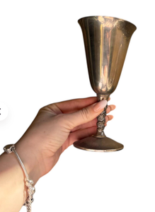 แก้วไวน์โลหะทำมืออย่างประณีตสำหรับการรับประทานอาหารแบบคลาสสิกและการตกแต่งโต๊ะสุดหรูในงานแต่งงานและงานเลี้ยง - Product Image 2