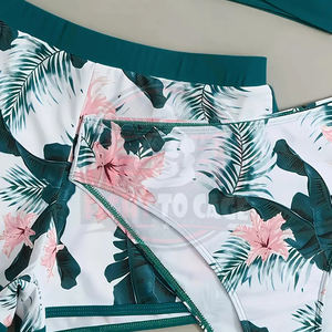 Ensemble de maillots de bain 3 pièces pour femmes, imprimé floral, haute élasticité, avec haut push-up, bas à dos croisé et jupe de plage, OEM ODM - Product Image 4