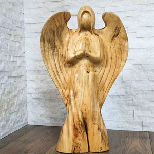 Centre de table en bois écologique en forme d'ange, décoration artistique faite à la main pour un style intérieur durable - Product Image 1