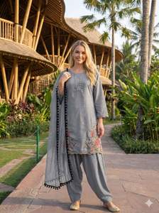 Traje con costuras de crepé y bordado de lentejuelas para la colección pakistaní e india - Product Image 6