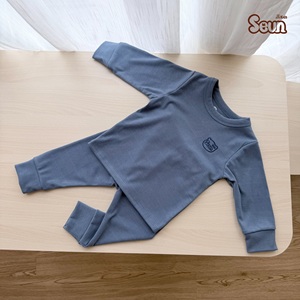 Conjunto de Ropa Casual Suave de Manga Larga de Algodón y Poliéster para Niños SeunKids, Hecho en Vietnam - Product Image 5