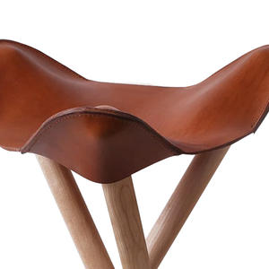 Silla de Caza y Tiro de Cuero Personalizada 2026 con Trípode, Taburete de Madera para Camping, Asiento de Cuero, Pesca al Aire Libre, Todas las Estaciones - Product Image 4