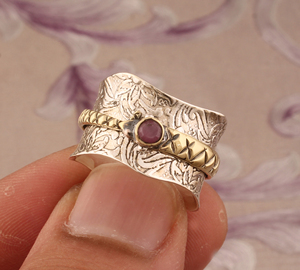 Luxury Natural Red <b>Garnet</b> Band <b>Ring</b> Elegant 925 Sterling <b>Silver</b> Gold Plated Statement Jewelry High-Quality Genuine <b>Garnet</b> Band - Product Image 3
