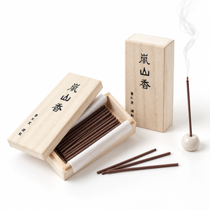 Incienso Japonés Kousaido Arashiyama con Aroma a Lirio de Agua, 30 Piezas, Aromático, con Porta Incienso, Venta al Por Mayor - Product Image 1