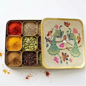 Boîte à masala artisanale en laiton gravée paon – Organisateur d'épices de luxe à 9 compartiments pour cuisines gourmandes - Product Image 2