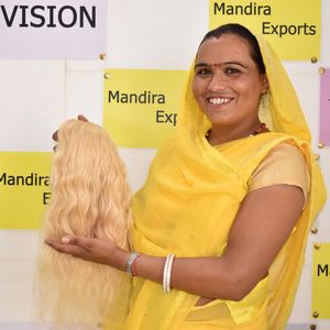 Cheveux vierges Remy bruts bon marché, cuticules alignées, tissage, couleur naturelle, non traités, fermeture 6*6, ondulés, 613, extensions de cheveux humains indiens - Product Image 5