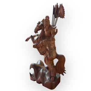 La statue de Guan Yu chevauchant un cheval est exquisément sculptée à partir d'un seul bloc de bois Huong. - Product Image 5
