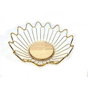 Panier de rangement en fil métallique robuste, empilable, pour garage et garde-manger - Product Image 1