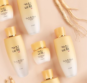 Ensemble de soins de la peau au ginseng coréen avec émulsion hydratante pour le visage-Soins de la peau coréens Soins de la peau coréens Lotion d'extrait de ginseng - Product Image 2