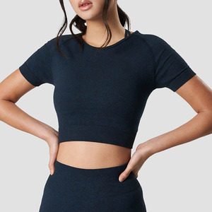 T-shirt court personnalisé de couleur unie, grande taille, faible MOQ, prix de gros, pour femmes, en vente - Product Image 1