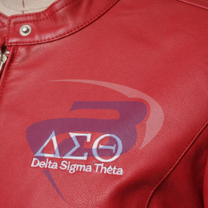 Delta |   Sigma |   Chaqueta de cuero roja premium de la hermandad Theta DST con letras griegas para miembros de la fraternidad, chaqueta para mujer - Product Image 3