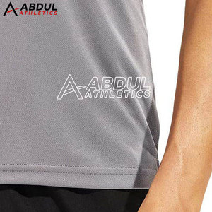 Camiseta sin mangas premium para hombre diseñada para brindar comodidad y estilo con tela suave, transpirable y de larga duración. - Product Image 5