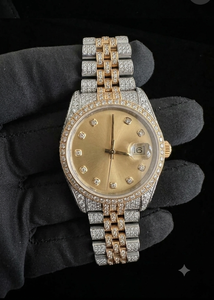 Reloj de Cuarzo de 41 mm con Esfera Dorada y Diamantes Moissanite VVS, Estilo Hip Hop, Números Romanos, para Hombre, Disponible al Mejor Precio - Product Image 3