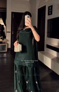 Ensemble de robe ethnique traditionnelle indienne et pakistanaise en soie verte pour femmes, longueur au sol, coupe ample, tenue de mariage - Product Image 3