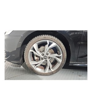 Audi A3 40 TFSI Premium 2023 con Volante a la Izquierda, Cámara Trasera, Estándar de Emisiones Euro V, 17.301 km - Product Image 5