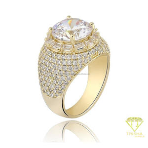 Bague de luxe en argent sterling 925 avec diamant de laboratoire rond central pour les acheteurs de bijoux en gros - Product Image 3