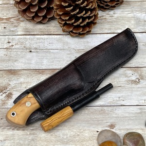 Couteau de brousse en acier carbone à lame pleine, avec manche en bois d'olivier/noyer et étui en cuir - Product Image 4