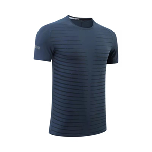 T-shirt pour homme de luxe de qualité supérieure, vente en gros, logo et couleur personnalisés, manches courtes, t-shirt haut de gamme de qualité supérieure - Product Image 3