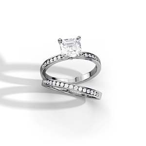 Bague de fiançailles pour femme en diamant taille princesse, plaqué or 14 carats, style classique, certifiée IGI - Product Image 3