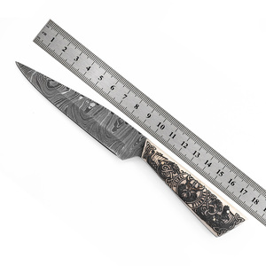 Cuchillo de Caza de Hoja Fija de Acero de Damasco Personalizado - Grado Industrial, 19 cm de Longitud Total - Mango de Hueso de Camello con Grabado Láser - Rúnico - Product Image 1