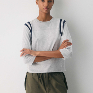 Camiseta de Verano para Mujer, Manga 3/4, Transpirable, Informal, para Gimnasio, con Logotipo, Diseño Sólido, Corte Holgado, Cuello Redondo - Product Image 1